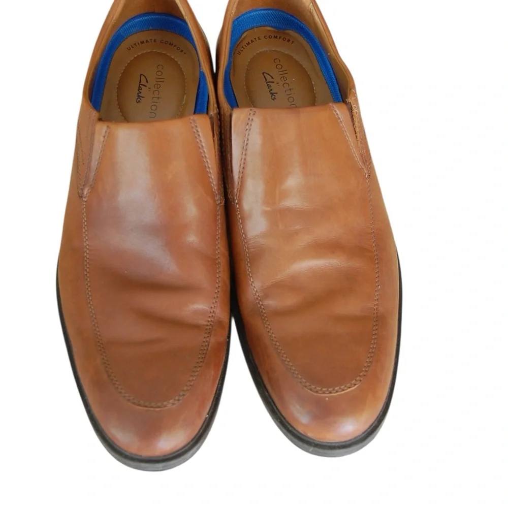Clarks Men's Light Brown Leather Slip-Ons